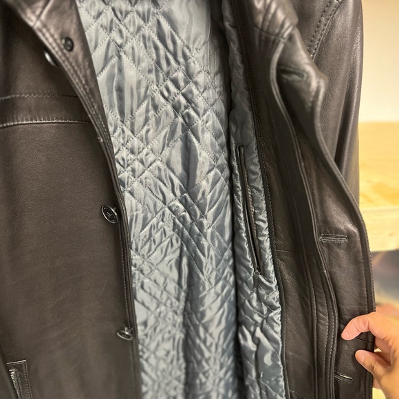 Men's Black Leather Jacket - Picture 7 of 7